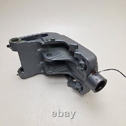 1992 Yamaha 40hp Outboard Motor Swivel Bracket Mid Section 6E9-43311-01-EK