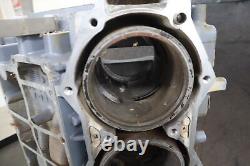 2004 Yamaha Outboard Z200txrc Engine Motor Crankcase Crank Cases Block 68f-15100