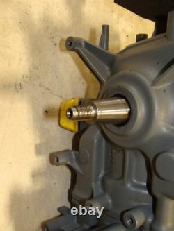 2005 Yamaha 2.5hp outboard motor 4 stroke 69M POWERHEAD ENGINE MOTOR CRANKCASE