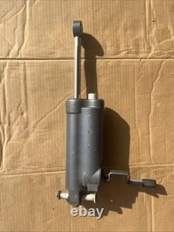 2015 YAMAHA 25hp Outboard Motor Trim And Tilt Shock Assembly 6BP-43107-00-4D