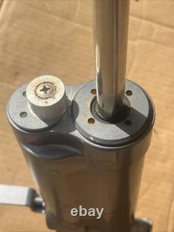 2015 YAMAHA 25hp Outboard Motor Trim And Tilt Shock Assembly 6BP-43107-00-4D