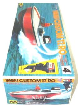 Vintage MITSUWA YAMAHA CUSTOM 17. RO Model Kit Boat With 140 OUTBOARD MOTOR JPN