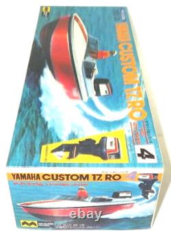 Vintage MITSUWA YAMAHA CUSTOM 17. RO Model Kit Boat With 140 OUTBOARD MOTOR JPN