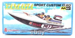 Vintage MITSUWA Yamaha Sport Custom 17. RO Model Kit with Outboard Motor 140A/B Vintage MITSUWA Yamaha Sport Custom 17. RO Model Kit with Outboard Motor 140A/B