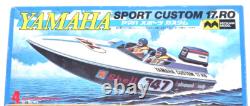Vintage MITSUWA Yamaha Sport Custom 17. RO Model Kit with Outboard Motor 140A/B