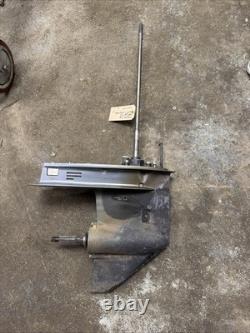 Yamaha F50-F60 hp 4 Stroke Outboard Motor Lower Unit Gearcase 1995-2002 Carb