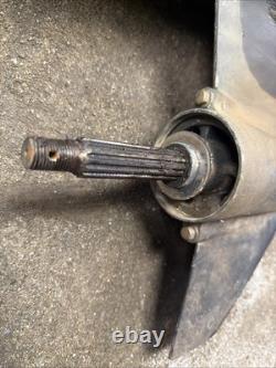 Yamaha F50-F60 hp 4 Stroke Outboard Motor Lower Unit Gearcase 1995-2002 Carb