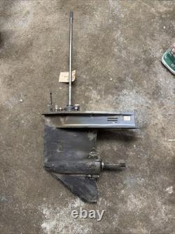 Yamaha F50-F60 hp 4 Stroke Outboard Motor Lower Unit Gearcase 1995-2002 Carb