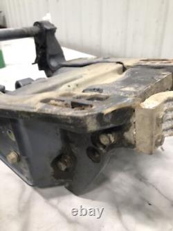 Yamaha outboard engine motor transom mount bracket plate hydraulic cylinder